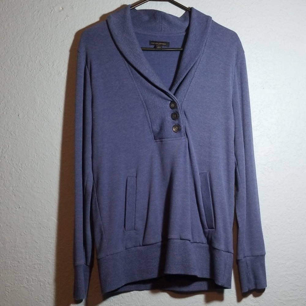 Banana Republic V-Neck Sweater Size M